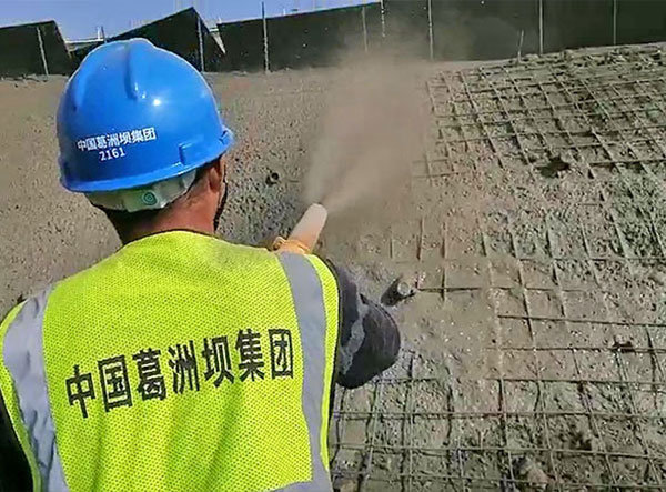 葛洲壩集團(tuán)液壓濕噴機(jī)施工視頻