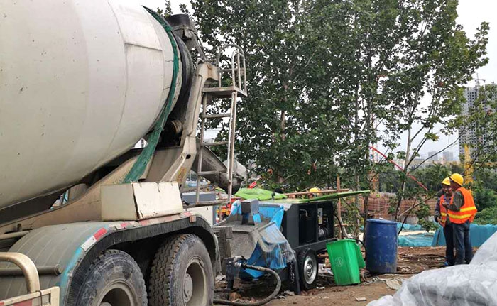 混凝土泵送濕噴機施工現(xiàn)場